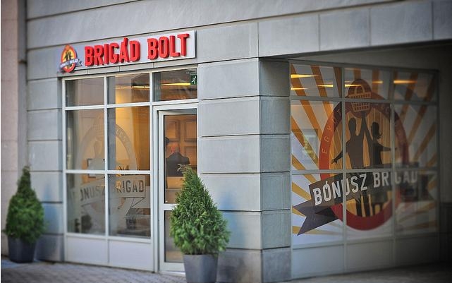Újabb boltokat nyithat a Bónusz Brigád