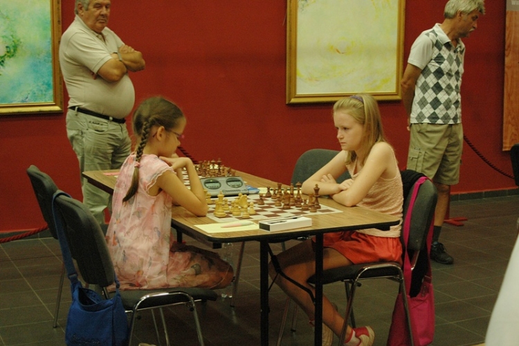 II. CELLDÖMÖLK OPEN nemzetközi nyílt sakkverseny - 4. forduló