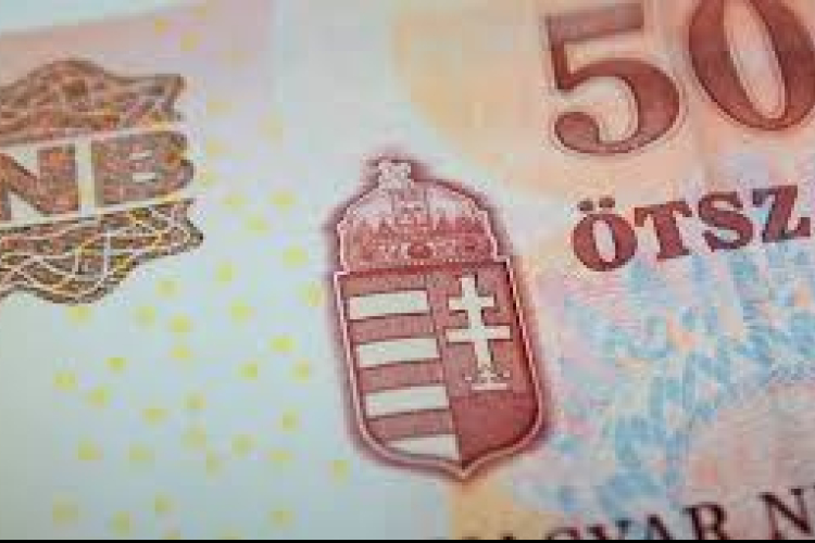 Már forgalomban az új 500 Ft-os címletek