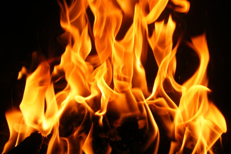 Gyermek gyújtott föl Csongrádon egy házat