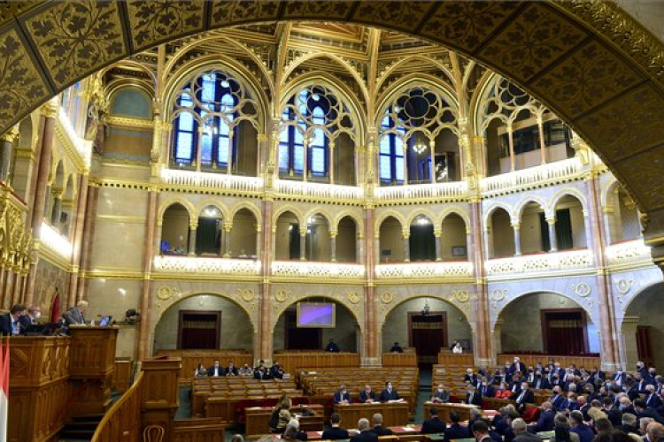 Elutasíthatja a globális minimumadó bevezetését a parlament