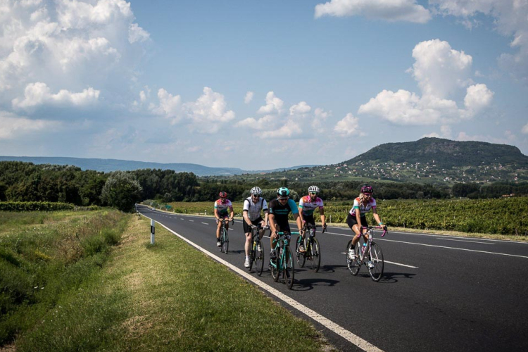 Egyre bővül a kerékpáros turizmus Magyarországon