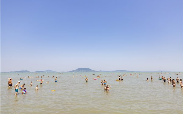 Rekordszámú stranddal folytatódik a Mozdulj Balaton! programsorozat