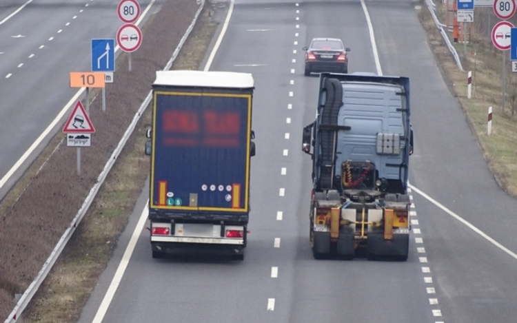 Rengeteg teherautós és buszos szabálytalankodott egy hét alatt