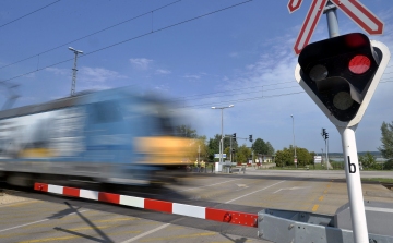 Az autóvezetők hibájából történnek a vasúti balesetek